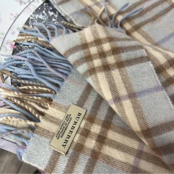 Burberry scarf blue nova check print cream beige pink blue soft 100% cashmere - Picture 8 of 13